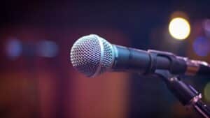 Read more about the article TED & TEDx Talks you need to see as a storyteller
