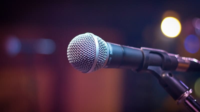 Read more about the article TED & TEDx Talks you need to see as a storyteller
